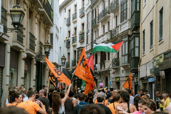 La Magie des Costumes Théâtraux : Fusion de Rôle et Beauté Scénique